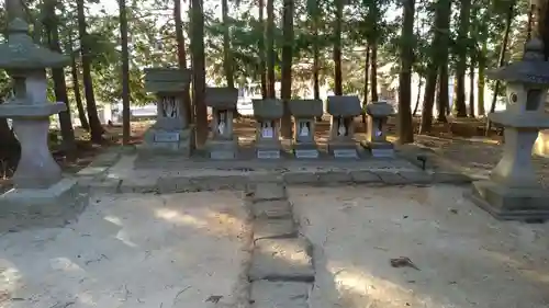 滑川神社 - 仕事と子どもの守り神の末社