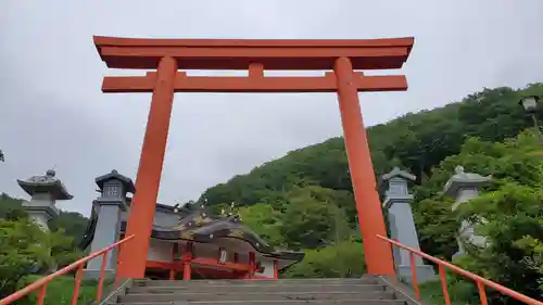 羅臼神社の鳥居