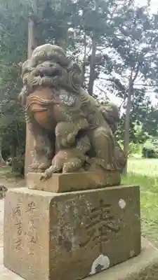 諏訪神社の狛犬