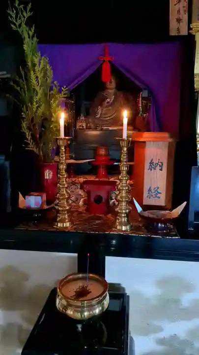 西興寺の本殿・本堂