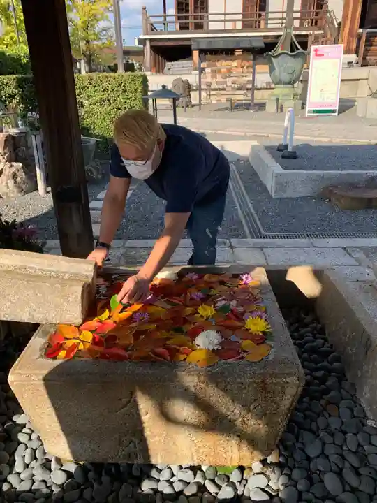 くろ谷 金戒光明寺の手水舎