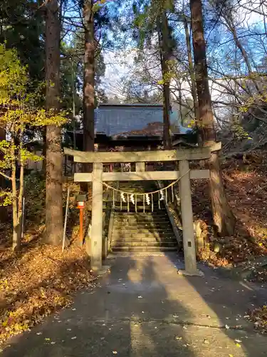 白瀑神社(秋田県)