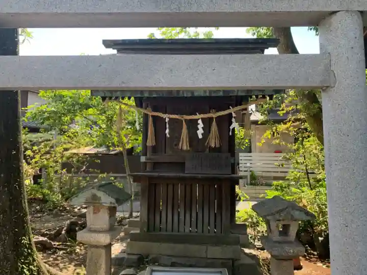 神館神社の末社・摂社