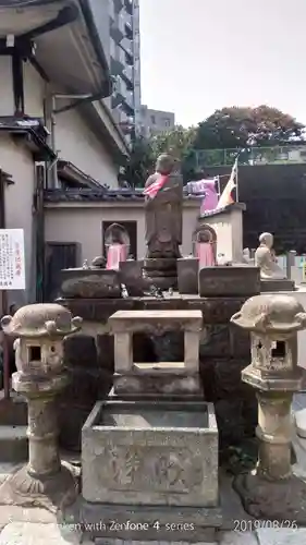 横浜成田山延命院（成田山横浜別院）の地蔵