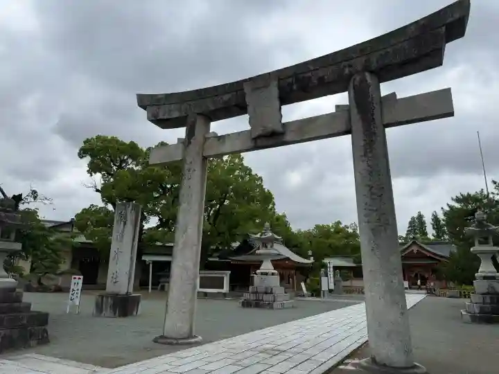 風浪宮の{uncategorized: "未分類", other: "その他", undefined: "問題あり", building: "その他建物", grave: "お墓", sacred_gate: "鳥居", guardian: "狛犬", statue: "像", buddha: "仏像", history: "歴史", nature: "自然", garden: "庭園", animal: "動物", pagoda: "塔", temizu: "手水舎", mountain_gate: "山門・神門", sanctuary: "本殿・本堂", subordinate: "末社・摂社", art: "芸術", scenery: "景色", jizo: "地蔵", ema: "絵馬", goshuin: "御朱印", omikuji: "おみくじ", items: "授与品その他", amulet: "お守り", goshuincho: "御朱印帳", eats: "食事", festival: "お祭り", votive_dance: "神楽", shichigosan: "七五三参", wedding: "結婚式", experience: "体験その他", initially: "初詣", around: "周辺", anti_infection: "感染症対策"}
