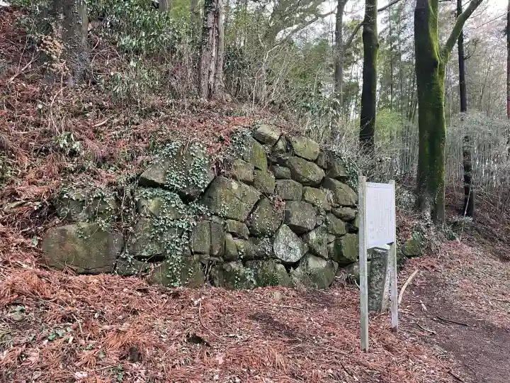御嶽神社の{uncategorized: "未分類", other: "その他", undefined: "問題あり", building: "その他建物", grave: "お墓", sacred_gate: "鳥居", guardian: "狛犬", statue: "像", buddha: "仏像", history: "歴史", nature: "自然", garden: "庭園", animal: "動物", pagoda: "塔", temizu: "手水舎", mountain_gate: "山門・神門", sanctuary: "本殿・本堂", subordinate: "末社・摂社", art: "芸術", scenery: "景色", jizo: "地蔵", ema: "絵馬", goshuin: "御朱印", omikuji: "おみくじ", items: "授与品その他", amulet: "お守り", goshuincho: "御朱印帳", eats: "食事", festival: "お祭り", votive_dance: "神楽", shichigosan: "七五三参", wedding: "結婚式", experience: "体験その他", initially: "初詣", around: "周辺", anti_infection: "感染症対策"}