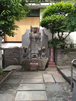 真福寺の像