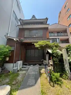 醫王山薬師殿の{uncategorized: "未分類", other: "その他", undefined: "問題あり", building: "その他建物", grave: "お墓", sacred_gate: "鳥居", guardian: "狛犬", statue: "像", buddha: "仏像", history: "歴史", nature: "自然", garden: "庭園", animal: "動物", pagoda: "塔", temizu: "手水舎", mountain_gate: "山門・神門", sanctuary: "本殿・本堂", subordinate: "末社・摂社", art: "芸術", scenery: "景色", jizo: "地蔵", ema: "絵馬", goshuin: "御朱印", omikuji: "おみくじ", items: "授与品その他", amulet: "お守り", goshuincho: "御朱印帳", eats: "食事", festival: "お祭り", votive_dance: "神楽", shichigosan: "七五三参", wedding: "結婚式", experience: "体験その他", initially: "初詣", around: "周辺", anti_infection: "感染症対策"}