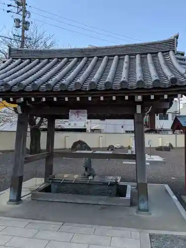 津観音の手水舎