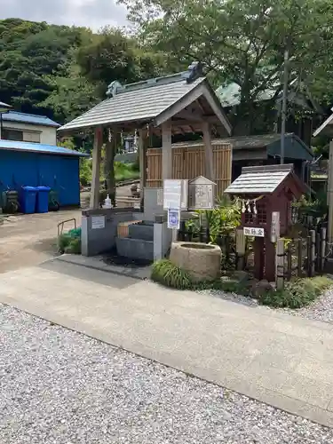 走水神社の手水