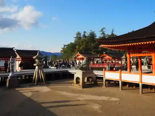 厳島神社の建物その他