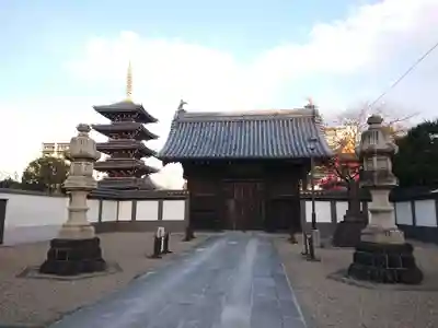 孝勝寺の山門・神門