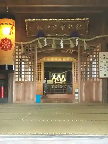 飯部磐座神社の本殿