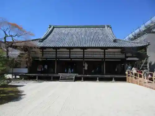 仁和寺の本殿・本堂
