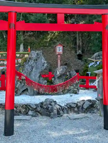 出雲大神宮の{uncategorized: "未分類", other: "その他", undefined: "問題あり", building: "その他建物", grave: "お墓", sacred_gate: "鳥居", guardian: "狛犬", statue: "像", buddha: "仏像", history: "歴史", nature: "自然", garden: "庭園", animal: "動物", pagoda: "塔", temizu: "手水舎", mountain_gate: "山門・神門", sanctuary: "本殿・本堂", subordinate: "末社・摂社", art: "芸術", scenery: "景色", jizo: "地蔵", ema: "絵馬", goshuin: "御朱印", omikuji: "おみくじ", items: "授与品その他", amulet: "お守り", goshuincho: "御朱印帳", eats: "食事", festival: "お祭り", votive_dance: "神楽", shichigosan: "七五三参", wedding: "結婚式", experience: "体験その他", initially: "初詣", around: "周辺", anti_infection: "感染症対策"}