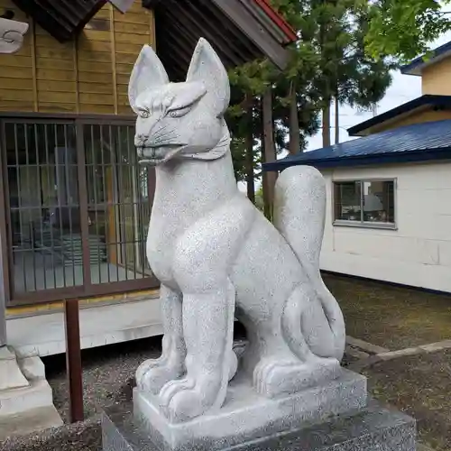 由追稲荷神社の狛犬