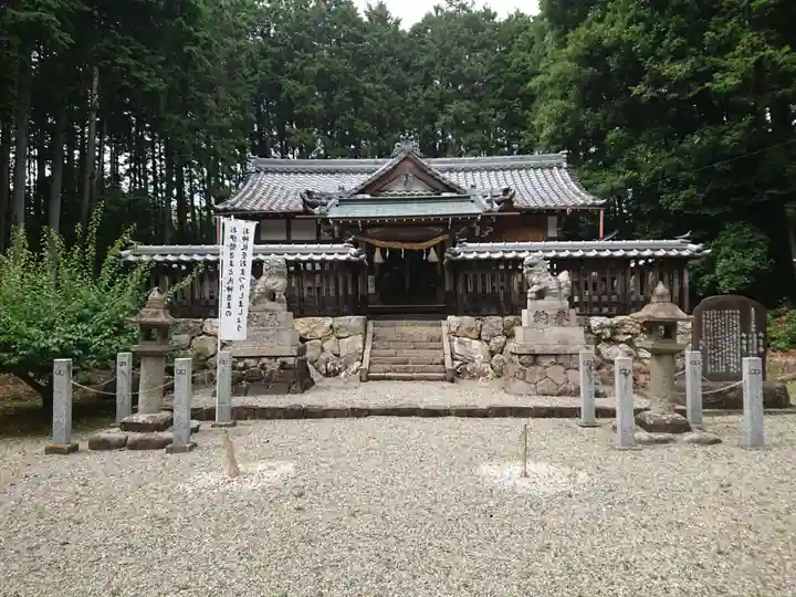 石作神社の本殿・本堂