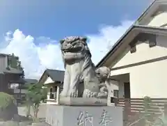 諏訪神社の狛犬