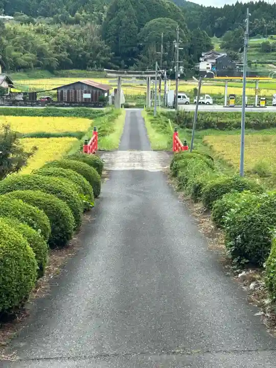 八咫烏神社(奈良県)