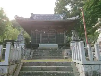 白髭神社の本殿・本堂
