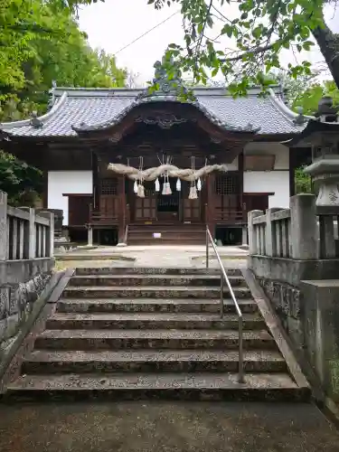 諸山積神社の{uncategorized: "未分類", other: "その他", undefined: "問題あり", building: "その他建物", grave: "お墓", sacred_gate: "鳥居", guardian: "狛犬", statue: "像", buddha: "仏像", history: "歴史", nature: "自然", garden: "庭園", animal: "動物", pagoda: "塔", temizu: "手水舎", mountain_gate: "山門・神門", sanctuary: "本殿・本堂", subordinate: "末社・摂社", art: "芸術", scenery: "景色", jizo: "地蔵", ema: "絵馬", goshuin: "御朱印", omikuji: "おみくじ", items: "授与品その他", amulet: "お守り", goshuincho: "御朱印帳", eats: "食事", festival: "お祭り", votive_dance: "神楽", shichigosan: "七五三参", wedding: "結婚式", experience: "体験その他", initially: "初詣", around: "周辺", anti_infection: "感染症対策"}