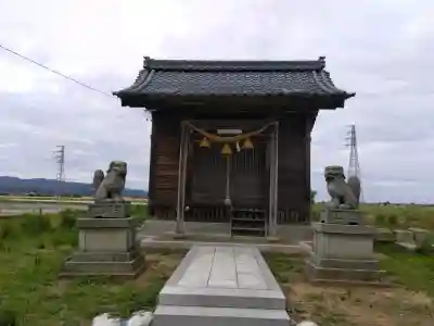 比咩神社の{uncategorized: "未分類", other: "その他", undefined: "問題あり", building: "その他建物", grave: "お墓", sacred_gate: "鳥居", guardian: "狛犬", statue: "像", buddha: "仏像", history: "歴史", nature: "自然", garden: "庭園", animal: "動物", pagoda: "塔", temizu: "手水舎", mountain_gate: "山門・神門", sanctuary: "本殿・本堂", subordinate: "末社・摂社", art: "芸術", scenery: "景色", jizo: "地蔵", ema: "絵馬", goshuin: "御朱印", omikuji: "おみくじ", items: "授与品その他", amulet: "お守り", goshuincho: "御朱印帳", eats: "食事", festival: "お祭り", votive_dance: "神楽", shichigosan: "七五三参", wedding: "結婚式", experience: "体験その他", initially: "初詣", around: "周辺", anti_infection: "感染症対策"}