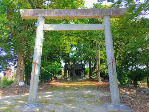 熱田社（西溝口）の鳥居