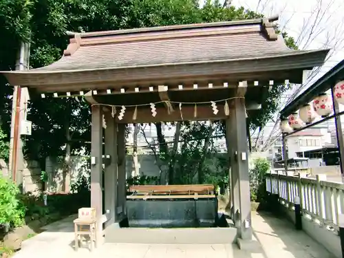 検見川神社の手水舎