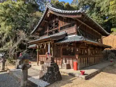 走田神社の{uncategorized: "未分類", other: "その他", undefined: "問題あり", building: "その他建物", grave: "お墓", sacred_gate: "鳥居", guardian: "狛犬", statue: "像", buddha: "仏像", history: "歴史", nature: "自然", garden: "庭園", animal: "動物", pagoda: "塔", temizu: "手水舎", mountain_gate: "山門・神門", sanctuary: "本殿・本堂", subordinate: "末社・摂社", art: "芸術", scenery: "景色", jizo: "地蔵", ema: "絵馬", goshuin: "御朱印", omikuji: "おみくじ", items: "授与品その他", amulet: "お守り", goshuincho: "御朱印帳", eats: "食事", festival: "お祭り", votive_dance: "神楽", shichigosan: "七五三参", wedding: "結婚式", experience: "体験その他", initially: "初詣", around: "周辺", anti_infection: "感染症対策"}