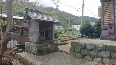 熊野神社(中里)の末社・摂社