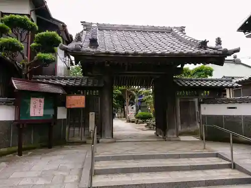 本真寺の山門・神門