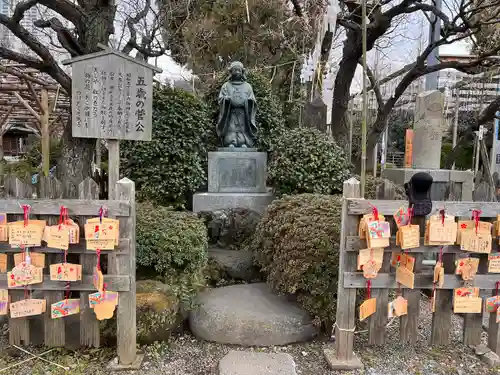亀戸天神社の像