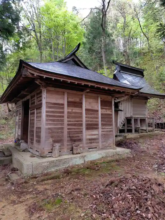 犬の宮猫の宮(山形県)