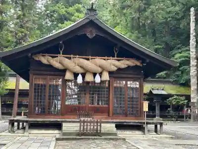 諏訪大社下社春宮(長野県)