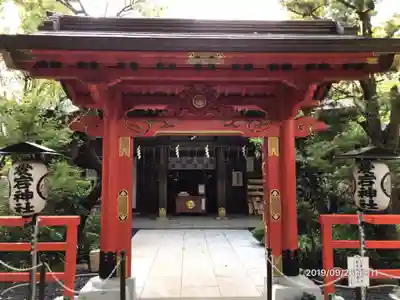 愛宕神社の山門・神門