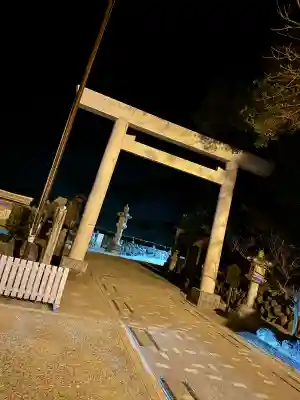 二見興玉神社の{uncategorized: "未分類", other: "その他", undefined: "問題あり", building: "その他建物", grave: "お墓", sacred_gate: "鳥居", guardian: "狛犬", statue: "像", buddha: "仏像", history: "歴史", nature: "自然", garden: "庭園", animal: "動物", pagoda: "塔", temizu: "手水舎", mountain_gate: "山門・神門", sanctuary: "本殿・本堂", subordinate: "末社・摂社", art: "芸術", scenery: "景色", jizo: "地蔵", ema: "絵馬", goshuin: "御朱印", omikuji: "おみくじ", items: "授与品その他", amulet: "お守り", goshuincho: "御朱印帳", eats: "食事", festival: "お祭り", votive_dance: "神楽", shichigosan: "七五三参", wedding: "結婚式", experience: "体験その他", initially: "初詣", around: "周辺", anti_infection: "感染症対策"}