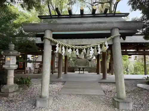 川越氷川神社の{uncategorized: "未分類", other: "その他", undefined: "問題あり", building: "その他建物", grave: "お墓", sacred_gate: "鳥居", guardian: "狛犬", statue: "像", buddha: "仏像", history: "歴史", nature: "自然", garden: "庭園", animal: "動物", pagoda: "塔", temizu: "手水舎", mountain_gate: "山門・神門", sanctuary: "本殿・本堂", subordinate: "末社・摂社", art: "芸術", scenery: "景色", jizo: "地蔵", ema: "絵馬", goshuin: "御朱印", omikuji: "おみくじ", items: "授与品その他", amulet: "お守り", goshuincho: "御朱印帳", eats: "食事", festival: "お祭り", votive_dance: "神楽", shichigosan: "七五三参", wedding: "結婚式", experience: "体験その他", initially: "初詣", around: "周辺", anti_infection: "感染症対策"}