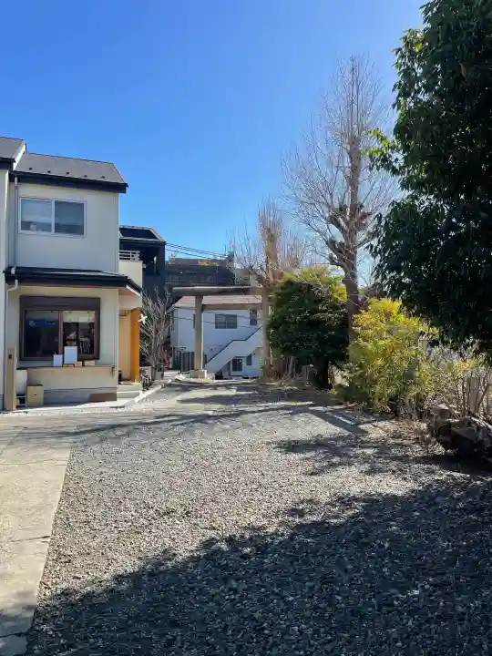 小日向神社の{uncategorized: "未分類", other: "その他", undefined: "問題あり", building: "その他建物", grave: "お墓", sacred_gate: "鳥居", guardian: "狛犬", statue: "像", buddha: "仏像", history: "歴史", nature: "自然", garden: "庭園", animal: "動物", pagoda: "塔", temizu: "手水舎", mountain_gate: "山門・神門", sanctuary: "本殿・本堂", subordinate: "末社・摂社", art: "芸術", scenery: "景色", jizo: "地蔵", ema: "絵馬", goshuin: "御朱印", omikuji: "おみくじ", items: "授与品その他", amulet: "お守り", goshuincho: "御朱印帳", eats: "食事", festival: "お祭り", votive_dance: "神楽", shichigosan: "七五三参", wedding: "結婚式", experience: "体験その他", initially: "初詣", around: "周辺", anti_infection: "感染症対策"}