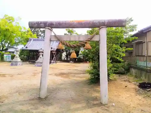 津島社の鳥居