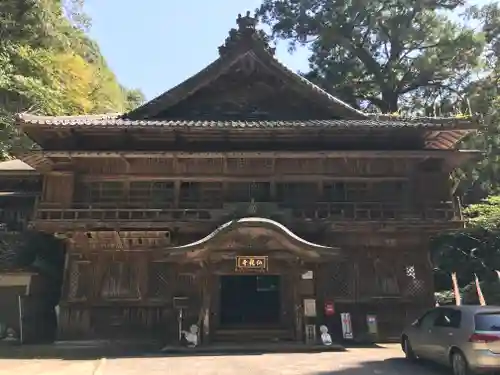 仙龍寺の本殿