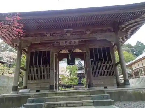 三角寺の山門・神門