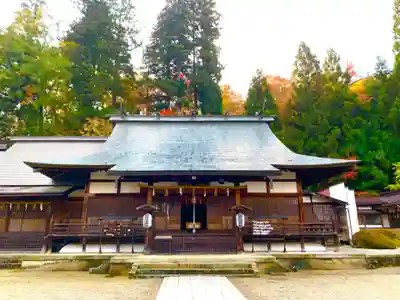 飛驒護國神社の本殿・本堂
