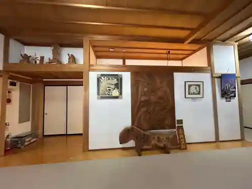 貞麟寺の{uncategorized: "未分類", other: "その他", undefined: "問題あり", building: "その他建物", grave: "お墓", sacred_gate: "鳥居", guardian: "狛犬", statue: "像", buddha: "仏像", history: "歴史", nature: "自然", garden: "庭園", animal: "動物", pagoda: "塔", temizu: "手水舎", mountain_gate: "山門・神門", sanctuary: "本殿・本堂", subordinate: "末社・摂社", art: "芸術", scenery: "景色", jizo: "地蔵", ema: "絵馬", goshuin: "御朱印", omikuji: "おみくじ", items: "授与品その他", amulet: "お守り", goshuincho: "御朱印帳", eats: "食事", festival: "お祭り", votive_dance: "神楽", shichigosan: "七五三参", wedding: "結婚式", experience: "体験その他", initially: "初詣", around: "周辺", anti_infection: "感染症対策"}