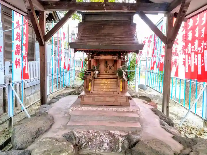 八幡社(大秋八幡社)の末社・摂社