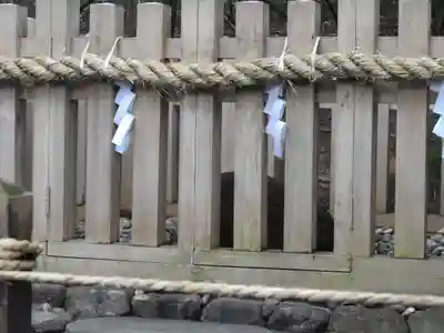 狭井坐大神荒魂神社(狭井神社)の末社・摂社