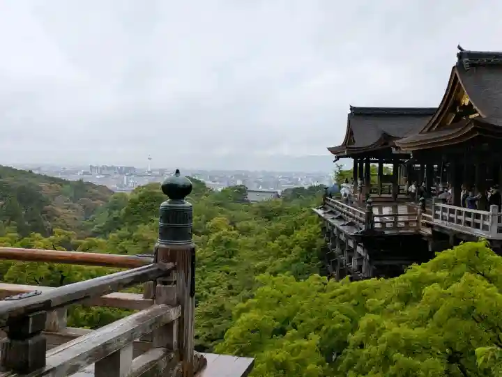 清水寺阿弥陀堂の{uncategorized: "未分類", other: "その他", undefined: "問題あり", building: "その他建物", grave: "お墓", sacred_gate: "鳥居", guardian: "狛犬", statue: "像", buddha: "仏像", history: "歴史", nature: "自然", garden: "庭園", animal: "動物", pagoda: "塔", temizu: "手水舎", mountain_gate: "山門・神門", sanctuary: "本殿・本堂", subordinate: "末社・摂社", art: "芸術", scenery: "景色", jizo: "地蔵", ema: "絵馬", goshuin: "御朱印", omikuji: "おみくじ", items: "授与品その他", amulet: "お守り", goshuincho: "御朱印帳", eats: "食事", festival: "お祭り", votive_dance: "神楽", shichigosan: "七五三参", wedding: "結婚式", experience: "体験その他", initially: "初詣", around: "周辺", anti_infection: "感染症対策"}