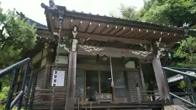 誕生寺の本殿・本堂