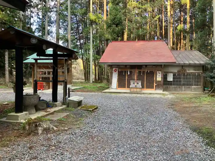 三嶋神社(大桶)の本殿・本堂