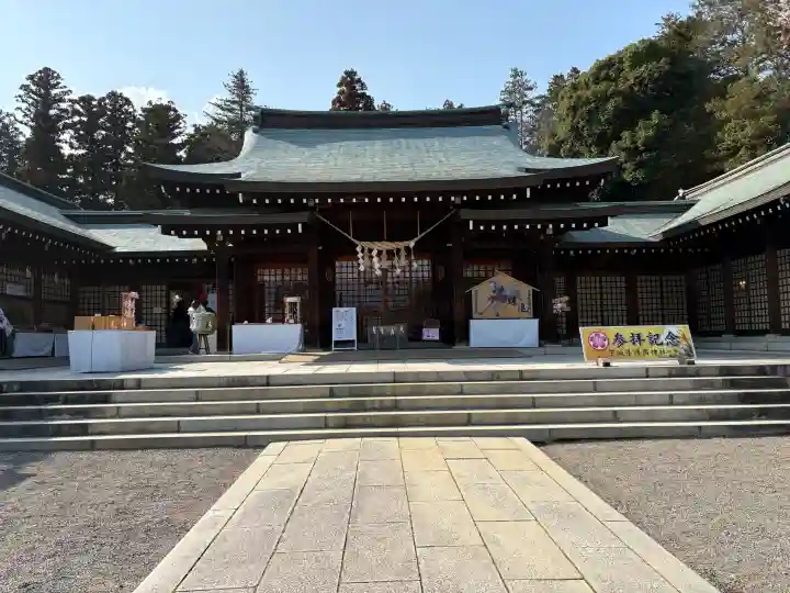 茨城縣護國神社の{uncategorized: "未分類", other: "その他", undefined: "問題あり", building: "その他建物", grave: "お墓", sacred_gate: "鳥居", guardian: "狛犬", statue: "像", buddha: "仏像", history: "歴史", nature: "自然", garden: "庭園", animal: "動物", pagoda: "塔", temizu: "手水舎", mountain_gate: "山門・神門", sanctuary: "本殿・本堂", subordinate: "末社・摂社", art: "芸術", scenery: "景色", jizo: "地蔵", ema: "絵馬", goshuin: "御朱印", omikuji: "おみくじ", items: "授与品その他", amulet: "お守り", goshuincho: "御朱印帳", eats: "食事", festival: "お祭り", votive_dance: "神楽", shichigosan: "七五三参", wedding: "結婚式", experience: "体験その他", initially: "初詣", around: "周辺", anti_infection: "感染症対策"}