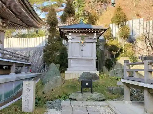 忉利天上寺の末社・摂社